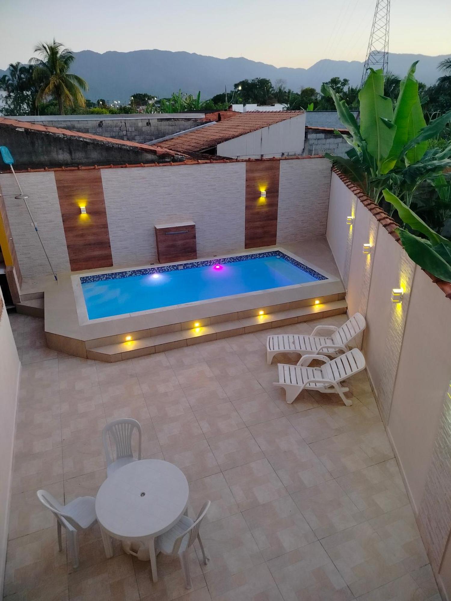kitnetes Recanto da Família Gomes Caraguatatuba Exterior foto